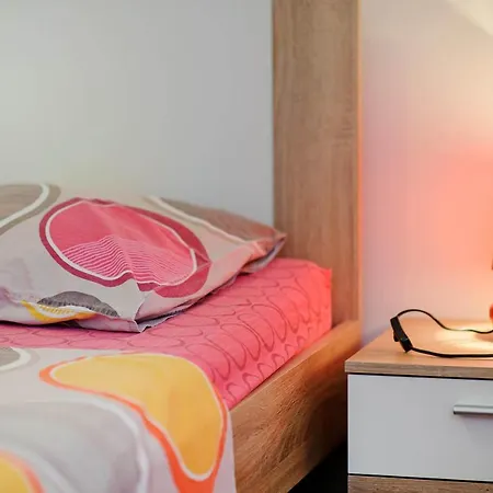 Urban Center アパート シベニク