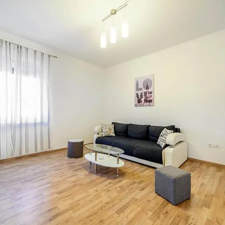 Urban Center * シベニク